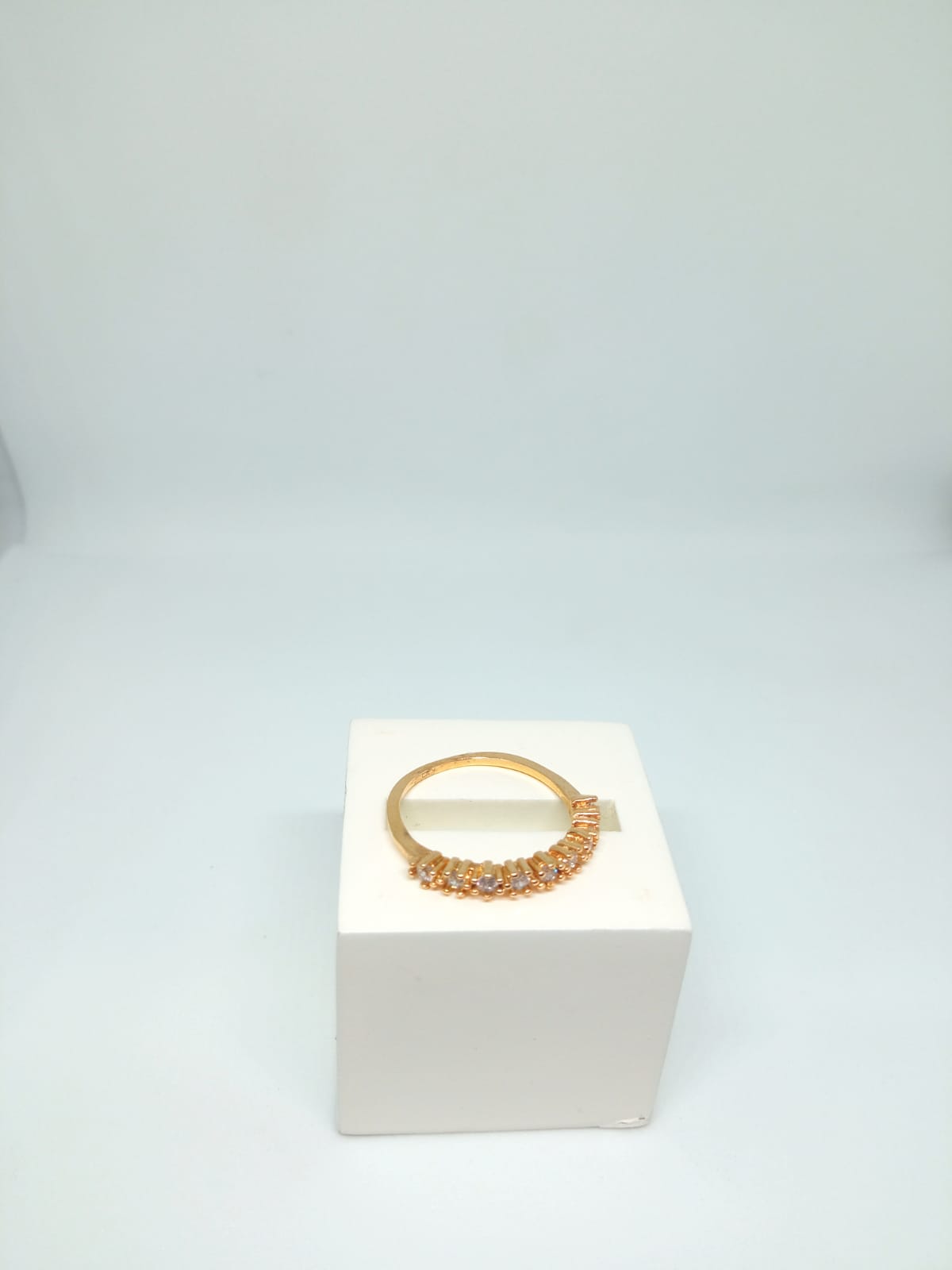 Anel Cravejado - Aro 19