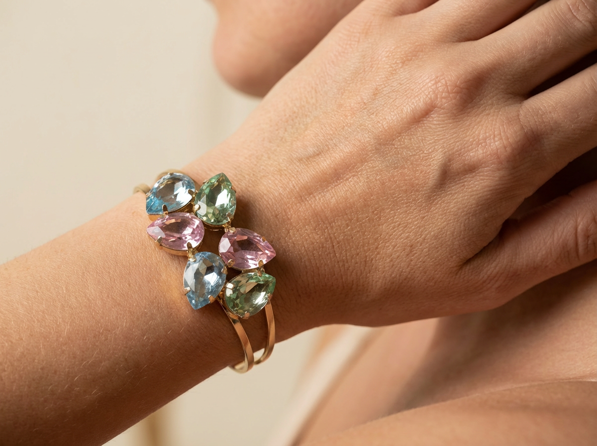 Bracelete com Cristais Coloridos