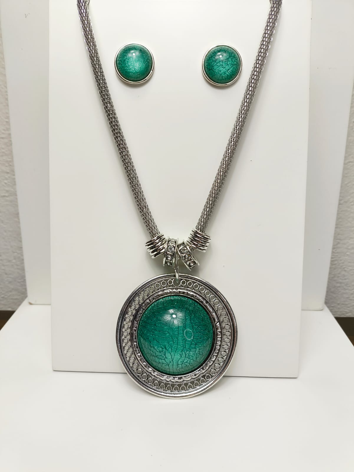 Conjunto Medalhão - Pingente Verde