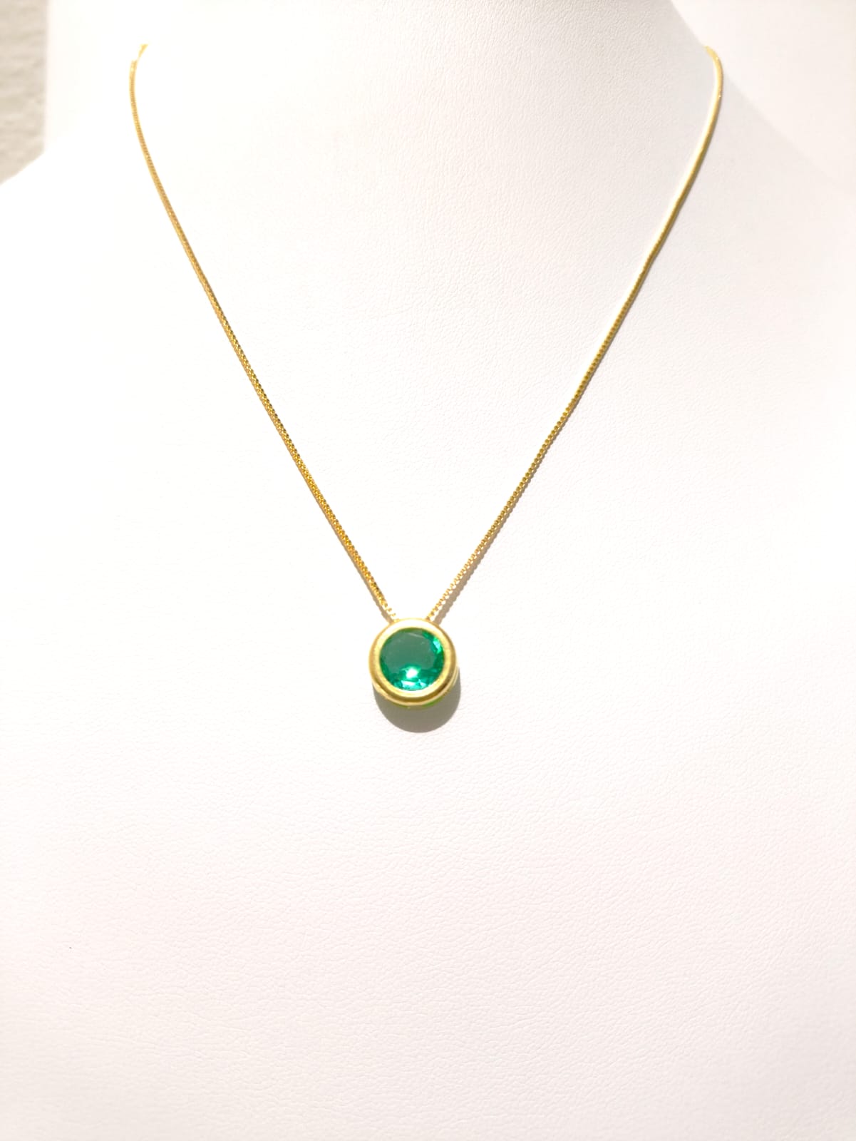 Colar Ponto de Cor - Redondo