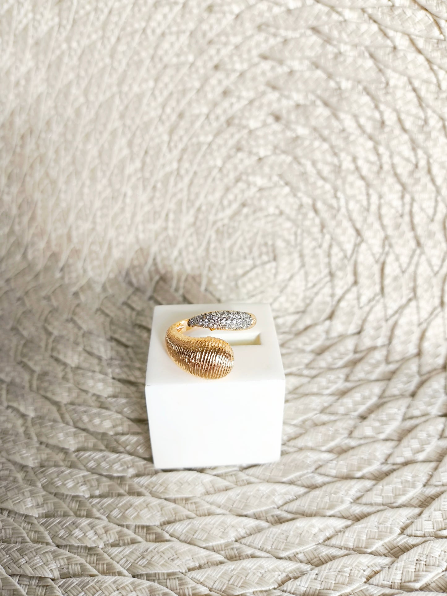 Anel Cravação e Textura - Aro 18